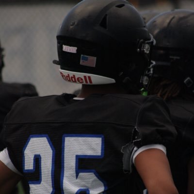 Lafayette Renaissance Charter High | 3.4 gpa | ‘2️⃣8️⃣ | 5’11 155lbs | Safety | kamrentbenton@iCloud.com