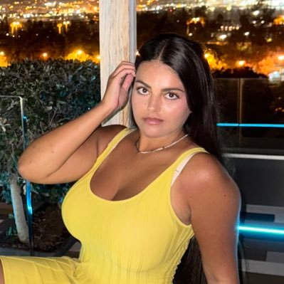 aprendí a usar esto ayer :) ig/tiktok/Twitch = Erintravieso 📸