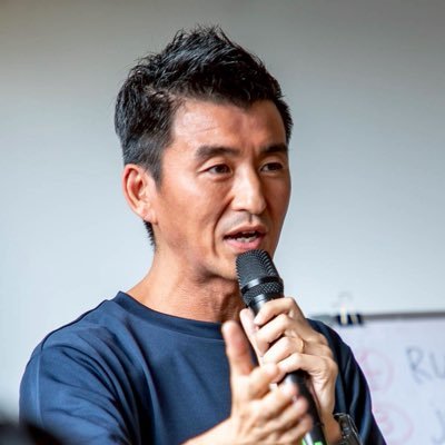 鎌倉インターナショナルFCオーナー/グローバル人材育成・スパイスアップグループ経営/シンガポール在住/FiNANCiEクラブトークン/NFT発行体/web3講座運営/鎌倉みんなのスタジアム建設・運営/元アクセンチュア・ジャパン&中国/独立後は南アW杯出場32カ国を1年かけて巡る『世界一蹴の旅』へ。