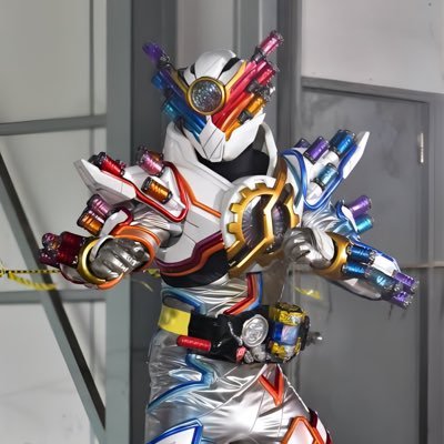 平成ライダーとプリキュアが好きな高二です。ライダーでは特にWとビルドが好きです。 プリキュアの最推しはウインクです!気軽に声かけ、フォローよろしくお願いします。RDって呼んでください!(ラビットドラゴンの略だけど笑)フォロバは99%します。よければサブ垢もよろしくです!→@RTSHazard