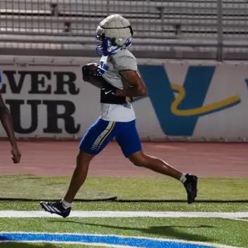 @JavelinaFB @JavelinaTFXC || Instagram justin_arellano2024 || 40 4.5 || arellano.justinr@gmail.com