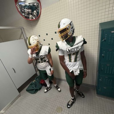 Wr || 6’1” 173lb || Rio Americano high school 2029 || 3.7 GPA || simselijah33@gmail.com