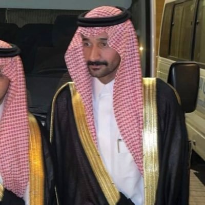 مقدِّم مسرحي و تلفزيوني | مراسل ميداني | احياناً شاعر | مذيع و معد #بودكاست_شطر