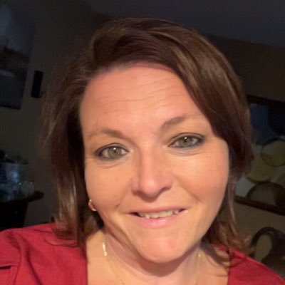 Mom of 3 girls Successful Business owner for 22 years. Mount Prospect Park District Commissioner -May 2023