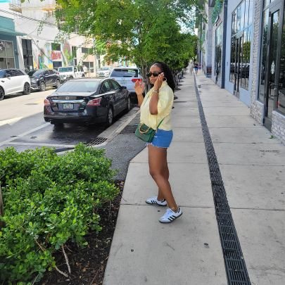 Be Fearless in the Pursuit of What Sets Your Soul On-Fire
Working progress ⚡ Forever grateful Lover of GOD🙏 family👪
IG bee_myhoneyja 🐝
IG:DNOB Accounting