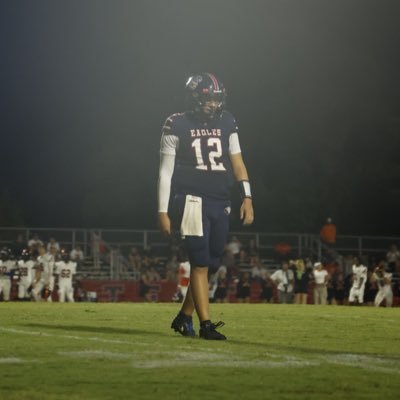 I AM THAT 1% | Nationally Ranked 3⭐️| 8 on 8 Conference Champion 🏆| Quarterback Class of 2027 | Height 6’2 Weight 200 | Springstead High School 🦅 | GPA 4.0