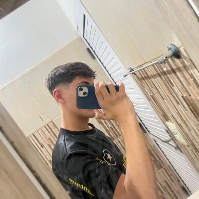 Contenido calidoso
Instagram: https://t.co/aPHuaZwHtZ