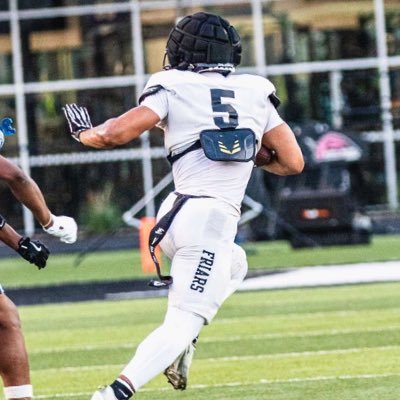 c/o 2027|5’11|205lbs|RB|Varsity|3.8 GPA|Bishop Lynch Highschool| Academic All-District| 525 squat|300 Bench|4.57 40|