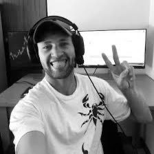 YouTuber, Crypto, Motivation, TCO https://t.co/tlhicPhIhn @CryptoBanterG... No Financial Advice
