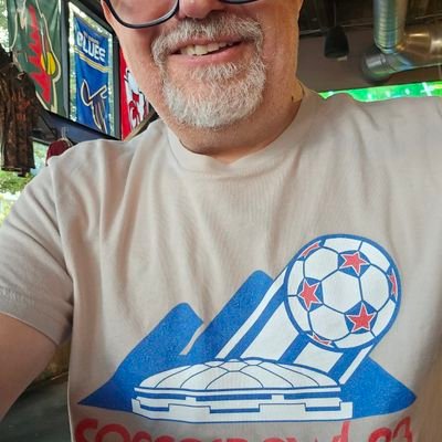 Anti-Elon/oligarch/Trump/fascist account.
For solid ⚽️ history & opinion, follow me on BlueSky