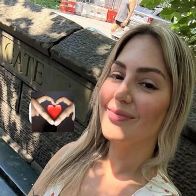 Sweet exhibitionist 💕 | Basketball lover 🏀 | Independent soul | Artist 🎨 | Conservative 🇺🇸