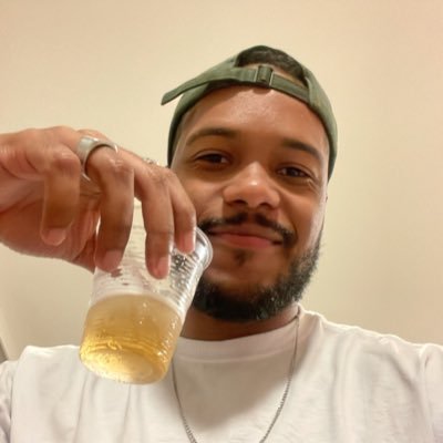 designer, diretor criativo do Cria que Pod e mais um monte de maluquice por aí