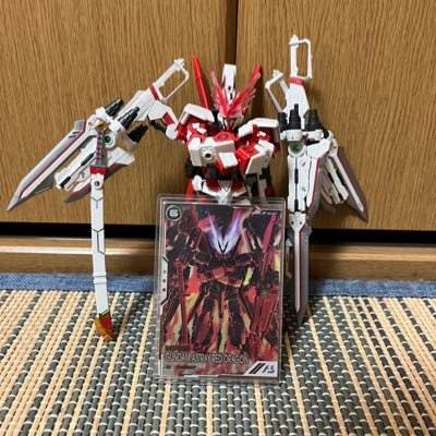 アーセナルベースをプレイしてる18歳♂︎です。ノレア、ソフィ、ミライが好き♡アニメと特撮が好き☺️ ガルパ、ドカバト、モンストをプレイしています。実兄→@sutafuri0416 俺のアセべ界隈の兄貴→@R_r_r_c_1