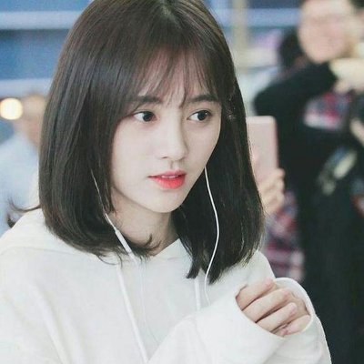 AvaJohnson38298's profile picture. 