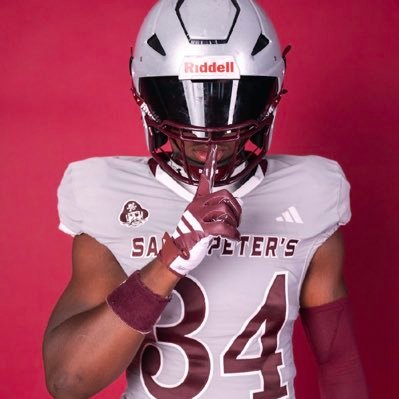 SPP Linebacker | '27 | 6'0 | 210 lbs | 3.6 gpa | 1390 lb club 💪🏾| Hudl: https://t.co/jnrQoNPqyv | evanhpratt20@gmail.com