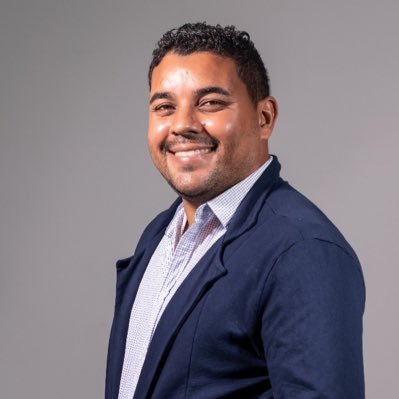Apaixonado por futebol!
Sincero na opinião!
Ex colunista no @bfutebolbahiano e @revistaseriez