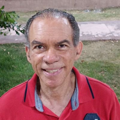 Emprendedor, politólogo egresado de la UASD.