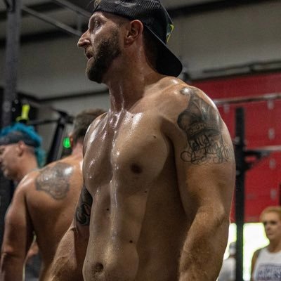 JakeTilley15's profile picture. Usually tweeting about Braves stuff, Gamecocks stuff, or uniform stuff. I also do CrossFit & I think I’m supposed to put that here.