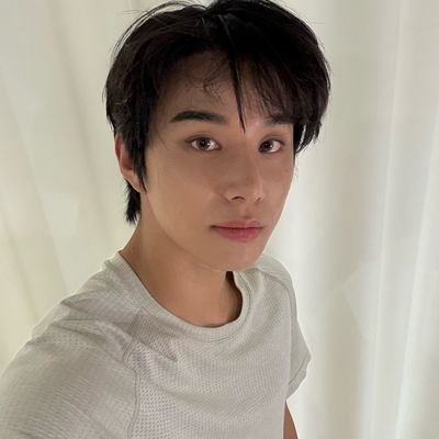 ○nctzen full time!
○multistan♡
○nct, seventeen, ntx, p1h, 1or8, treasure, zb1, tbz, cravity, skz etc...✨.