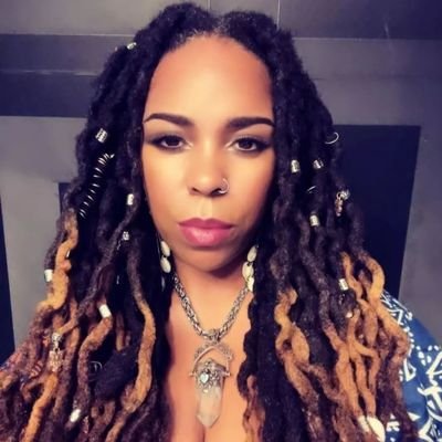 Spiritual & Healing Awakening ✨️
* Love Spell ❤️
* Consultation & Future Readings.
Twin Flame and Soulmate Connection
* Protection and Positive Affirmations