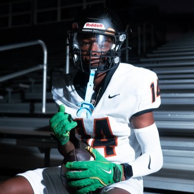 woods_treyvon's profile picture. @DEdgeFootball🎓27 defensive back|HT 6’0|wingspan 73| 165|Email treyvon20009@icloud.com
