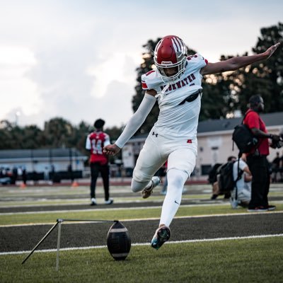 Class of 2027 | Kohl’s 4 ⭐️|Kicker/Punter @ Edgewater HS| 6’0 162 lbs | IG: j_luepann