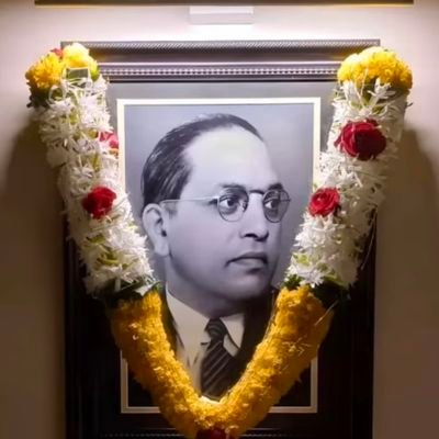बाबा साहब डॉ भीमराव अम्बेडकर जी की तीन मूल मंत्र। शिक्षित बनो, संगठित रहो और संघर्ष करो 🙏💙 बहुजन समाज पार्टी जिंदाबाद 🐘🐘