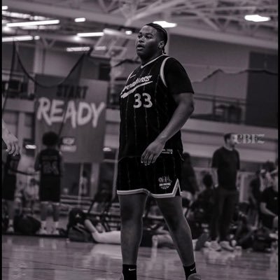 Marian Catholic HS | c/o ‘26 | 6’5 | C/PF | AAU:R2G (Road 2 Greatness) @r2gbasketball