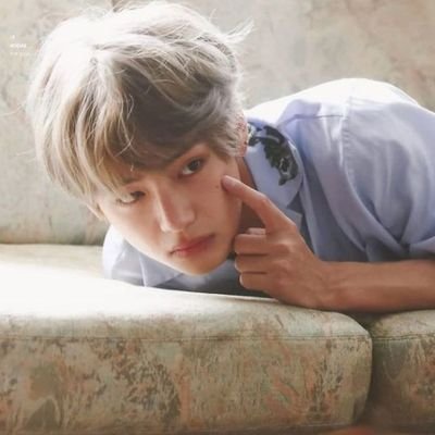 🐇 ࣪ .ᐟ:사랑 ⸺ 𝓽𝓱𝓿'𝓼 𝓰𝓲𝓻𝓵 ݂ ํ ★ ꣒
১ (𝒔𝒉𝒆/𝒉𝒆𝒓) 𝄒 🍙 ✮
.
.
.
.
.
@bts_twt ¡!!