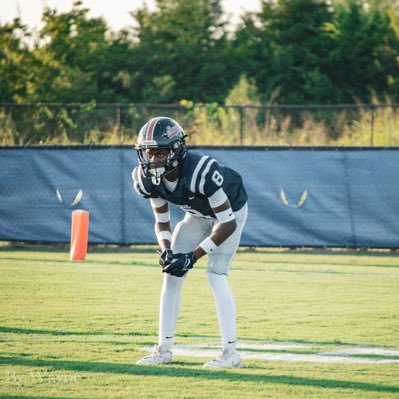 London woods • class of 2027 • TCPS • 5’10 • 150• ATH, email : slickurz@outlook.com