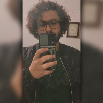 #PAKISTANI #student #PTIsupporter #patriotic #enjoying life #(eat, sleep,conquer and repeat) #love to play computer games.......