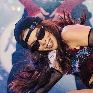 Sua principal fonte de notícias sobre a Anitta no Brasil. | fan account