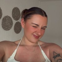 sonya (@easierkinks) 's Twitter Profile