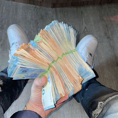 https://t.co/5S5GnuBi3j
Chat me on telegram and saying daddy pay me big drop your PayPal or cash app and see what I'm gonna pay you
