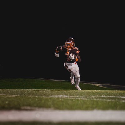 WR, CB | 5’9 165lb | Class of ‘26 | Bench: 205 | Squat: 425| |South Miami Senior HS (FL) | #3|
