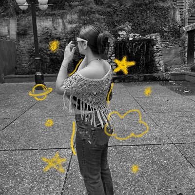 currently trying not to be part of the 27 club // pathological people pleaser 🧡 nola n2