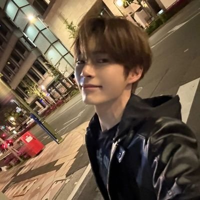 - ̗̀➛ ➶ 。˚ just an alt acc to keep my thoughts and unhingeness, mainly just reading ° ── ⋆𖤓✧☪︎ shb.