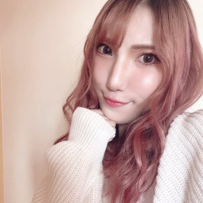 青森出身🍎ごりらと2025.04.20八年目、末広がりに入籍🌸🕊️甘えん坊まんまるサバトラの空汰(くうた)4歳🐈⬛☁️やんちゃな気づかい屋さんキジ白の日咲(ひなた)11ヶ月🐈️☀️を溺愛して暮らしてます♥️色んな事しながらツイキャス配信たまにするよ👼🏻食べるの大好き🫶🏻