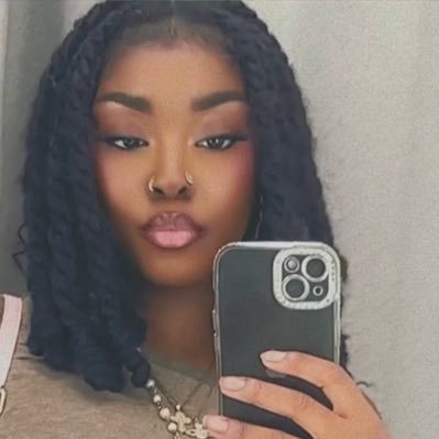 bresiliennenoir's profile picture. Mugiwara no ichimi || @sonsofanarchy