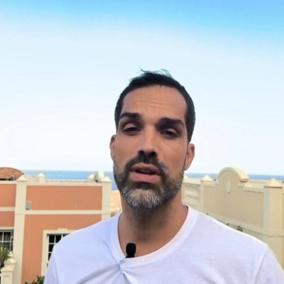 Fundador y CEO en Venpass.
Ejecución, producto escalable y tests reales en calle.
Build in public.