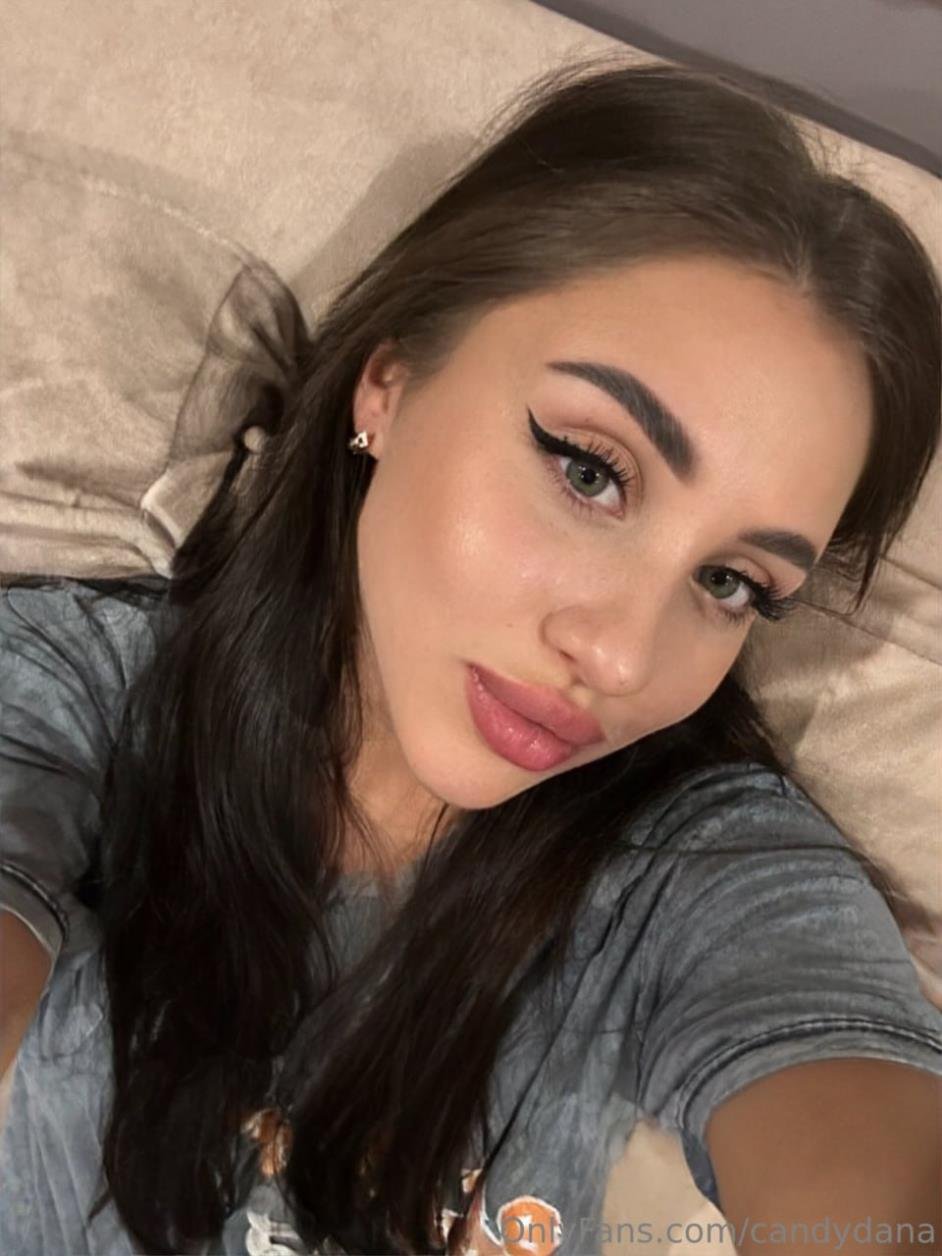 Just me, Dana 🌸 not really sure how this works yet but it looks fun 👀