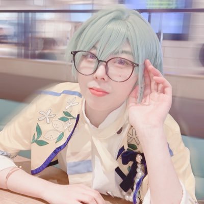 黒サク改めて鶴羽(ツルハ)と言います!! 黒サクでも良きですw基本オタクとコスを投稿しますのでよろしくお願いします!!