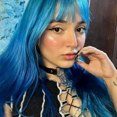 Yedek1Ortw2's profile picture. Living my best e-life