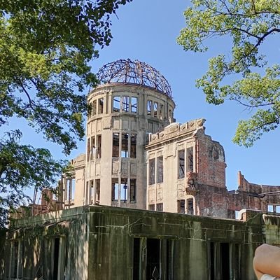 ―保守系言論人は死んだ―
今保守論壇は、ネトウヨや陰謀論者にレイシスト、政治リテラシーの欠片もない輩が跋扈している。私が、朝日新聞や岩波書店、明石書店の書籍を読むのは、今の保守論壇に価値を見出だせないから。
然し、日本の伝統的文化や芸術性、原風景だけは政治性を廃して尊重していきたい。