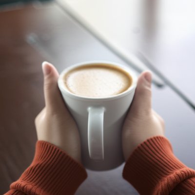 gohousyugi2025's profile picture. 週５で働く社会人。週末のご褒美のために生きてる。美味しいものとお酒と旅行が大好き。金曜日の夜が一番幸せ。デパ地下スイーツの誘惑には勝てない。