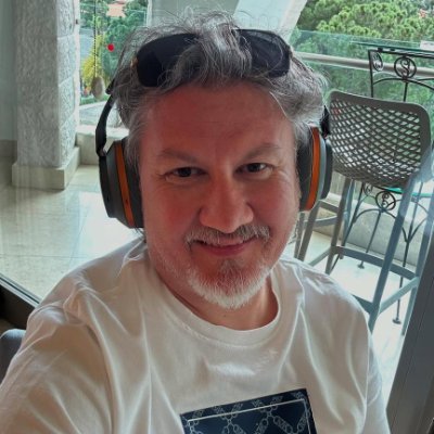 JohnKan755050's profile picture. 