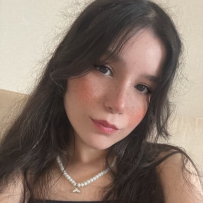 _Dellnia's profile picture. 🌻