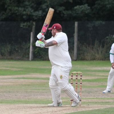 Play Cricket for @ELPMCC, My daughter is and always will be my biggest success in life ❤️ Ashleigh 💍 Waste Removal ♻️ DJ 🎤 Bury FC ⚽️