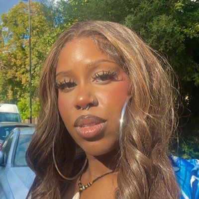 shaznay ☆ award-winning screenwriter | many words in @refinery29 | film & pop culture | virgo ☼ leo ☽ sag ↑ | 🇯🇲