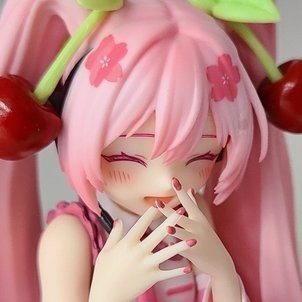 Violet ๐ธ Profile